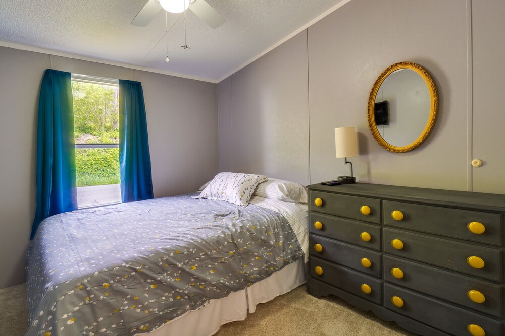Tennessee Vacation Rental 2 Mi to Windrock Park! Oliver Springs Vrbo