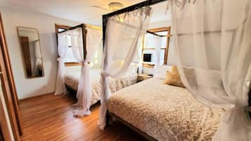 6 bedrooms, WiFi, bed sheets