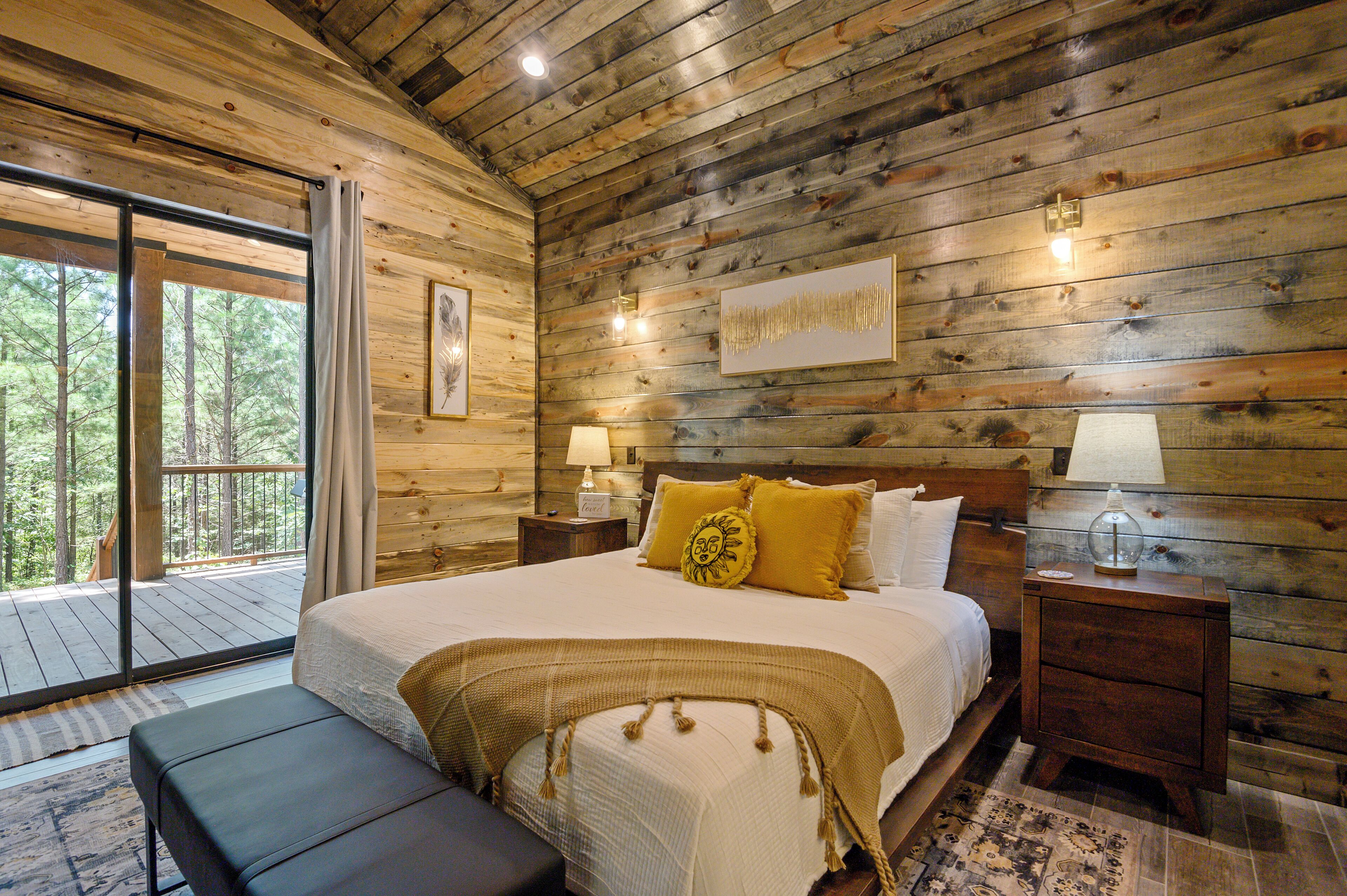 Romantic/Cozy cabin in Broken Bow- sleeps 2, 1bdr/1bath