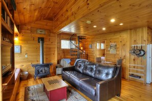 TV, fireplace, DVD player