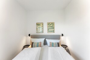 2 bedrooms, WiFi, bed sheets