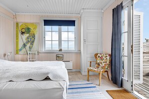 4 slaapkamers, een strijkplank/strijkijzer, gratis wifi