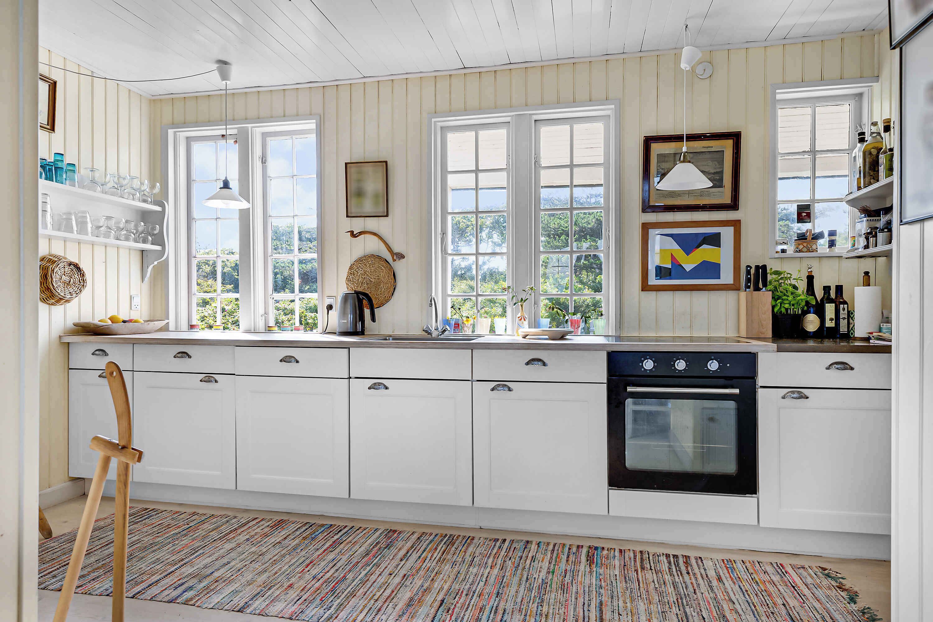 Fridge, oven, dishwasher, electric kettle