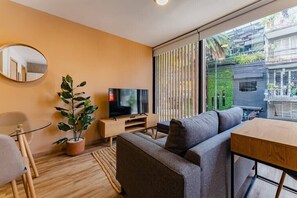 Fernseher
