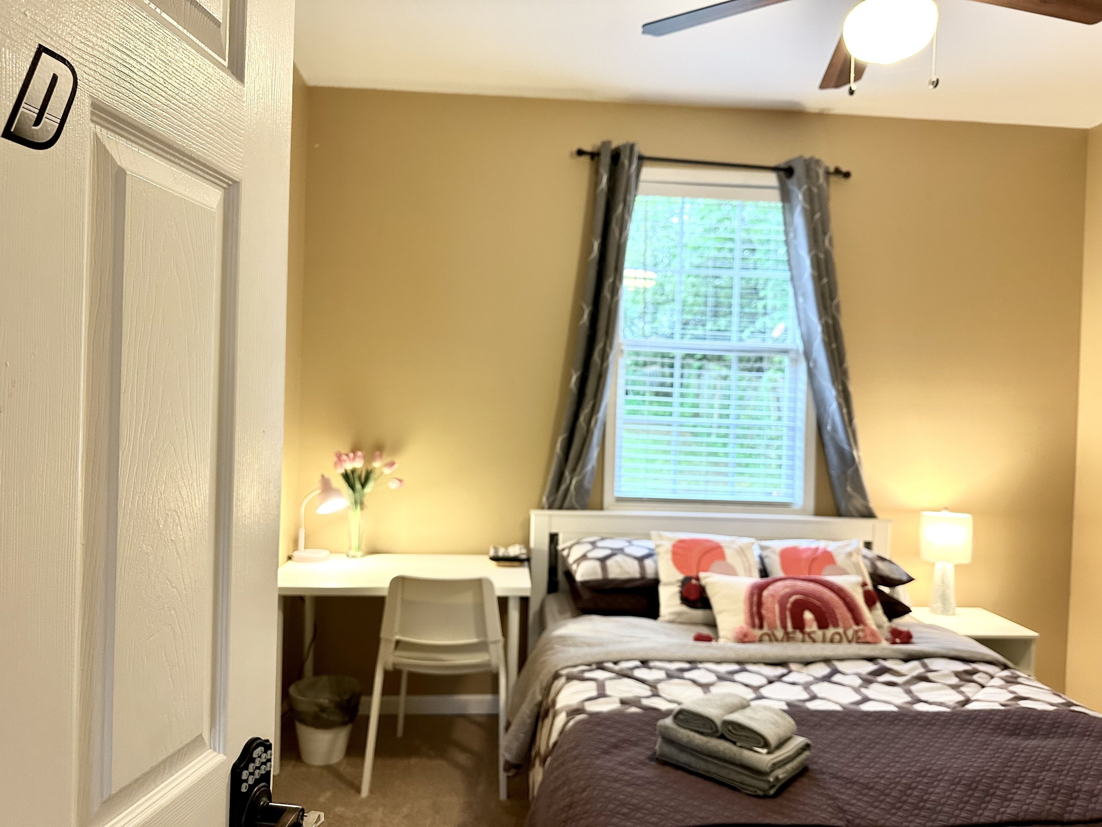 Puple Bedroom near Sugar Hill