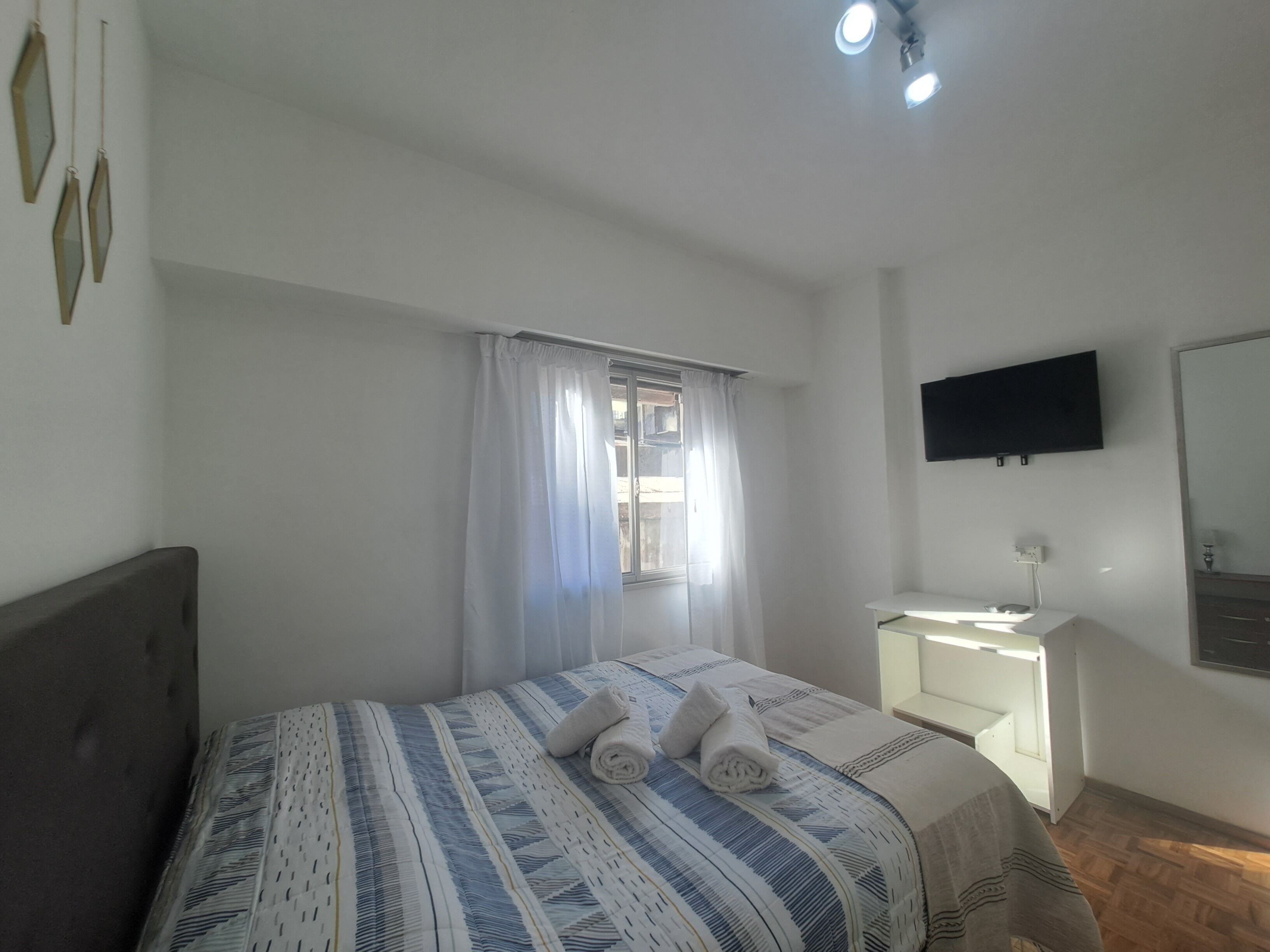 1 bedroom, WiFi, bed sheets