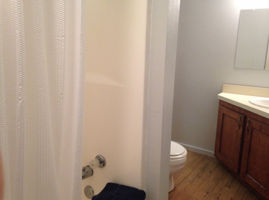 Angler’s Corner at Sam Rayburn Rm 2 of 2 Broaddus Tx  Formerly Kingsley’s Corner