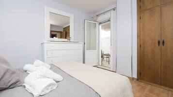 2 Schlafzimmer, Bügeleisen/Bügelbrett, kostenloses WLAN, Bettwäsche