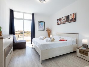 3 dormitorios, tabla de planchar con plancha, Internet y ropa de cama