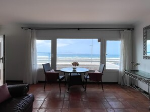Interior - Marine Bristol by Best Holidays Fuerteventura (Corralejo)