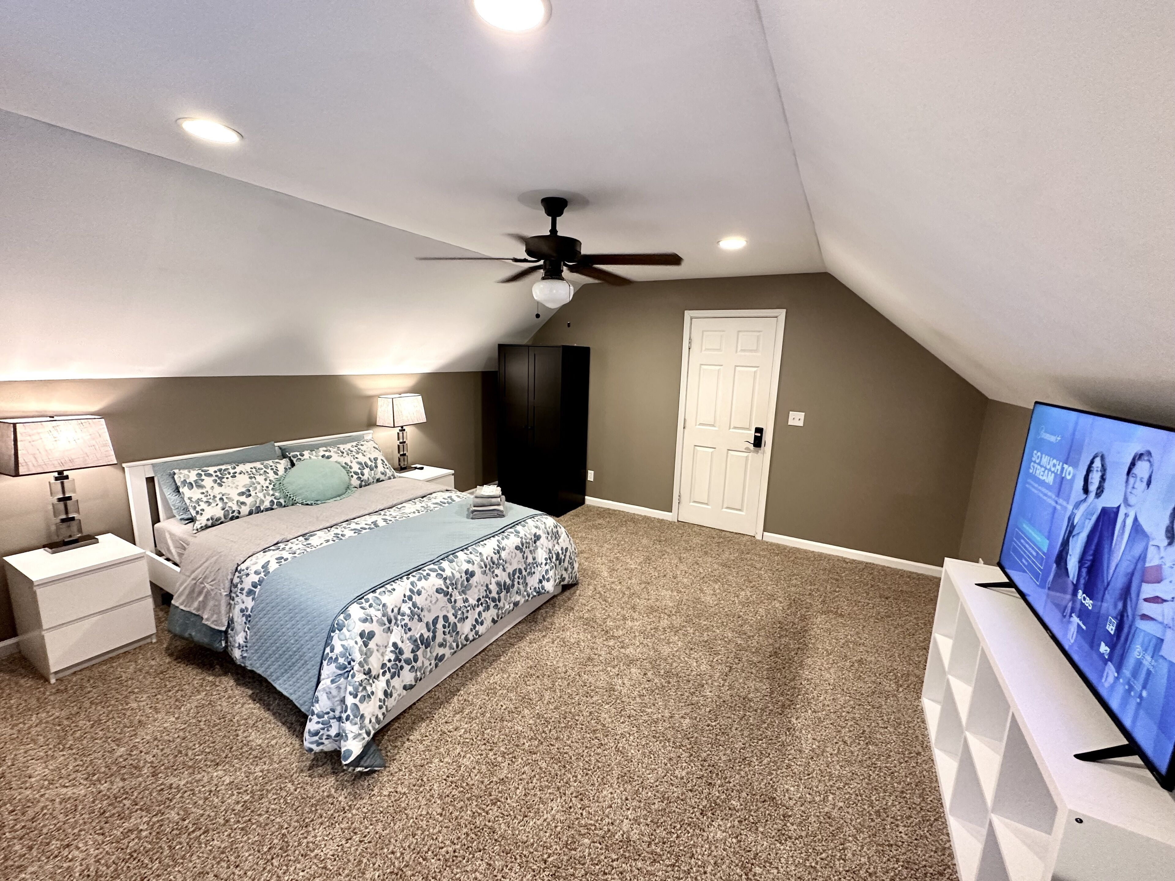 Spacious bedroom close Buford