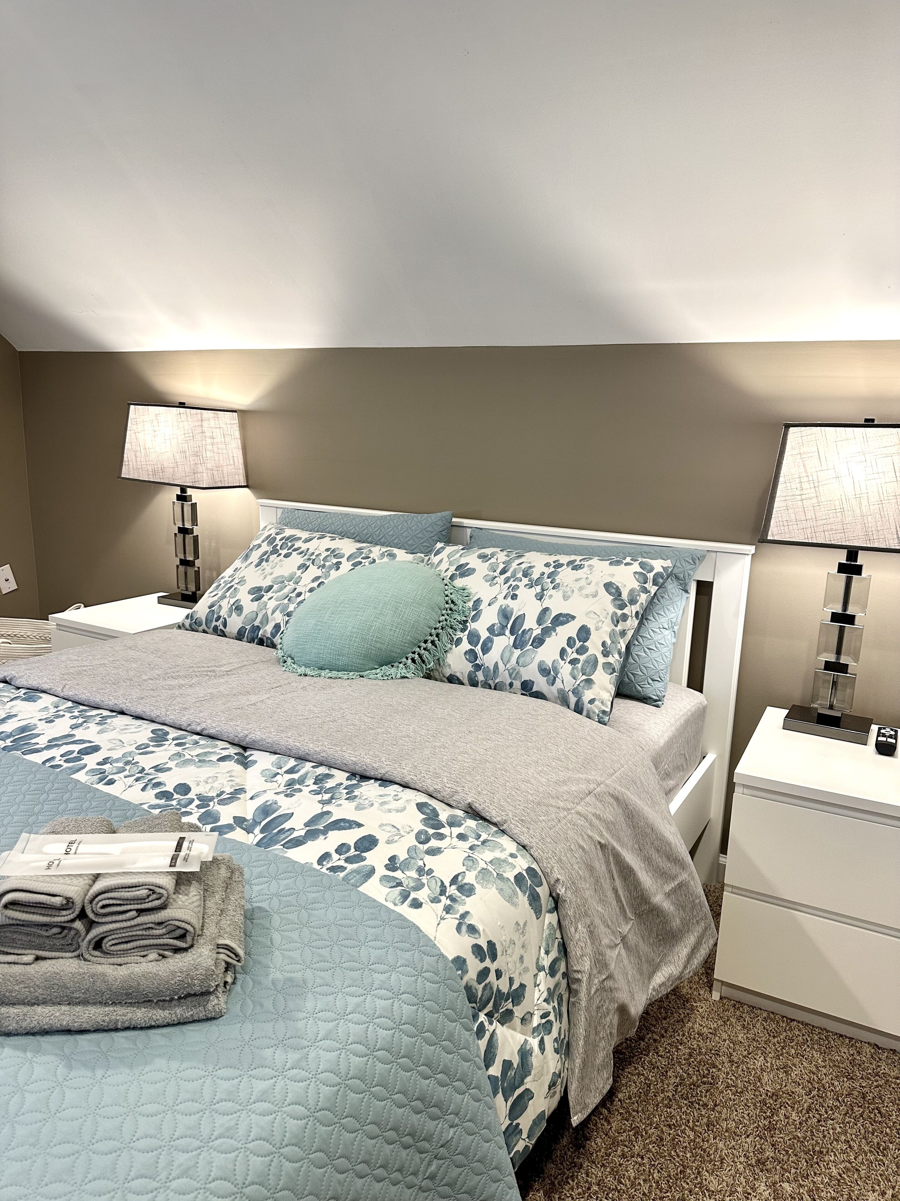 Spacious bedroom close Buford