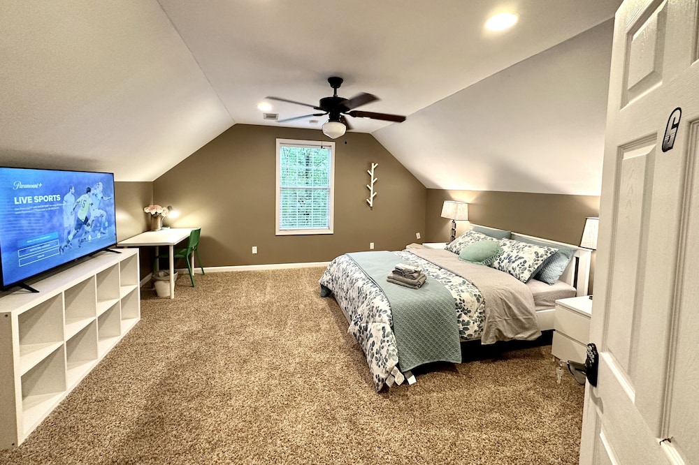 Spacious bedroom close Buford