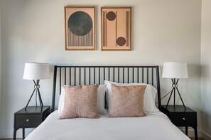 1 chambre, fer et planche Ă repasser, Wi-Fi, draps fournis