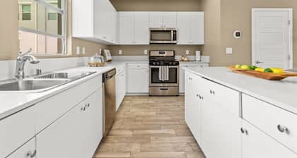 Youdids Luxury modern style townhouse in Summerlin