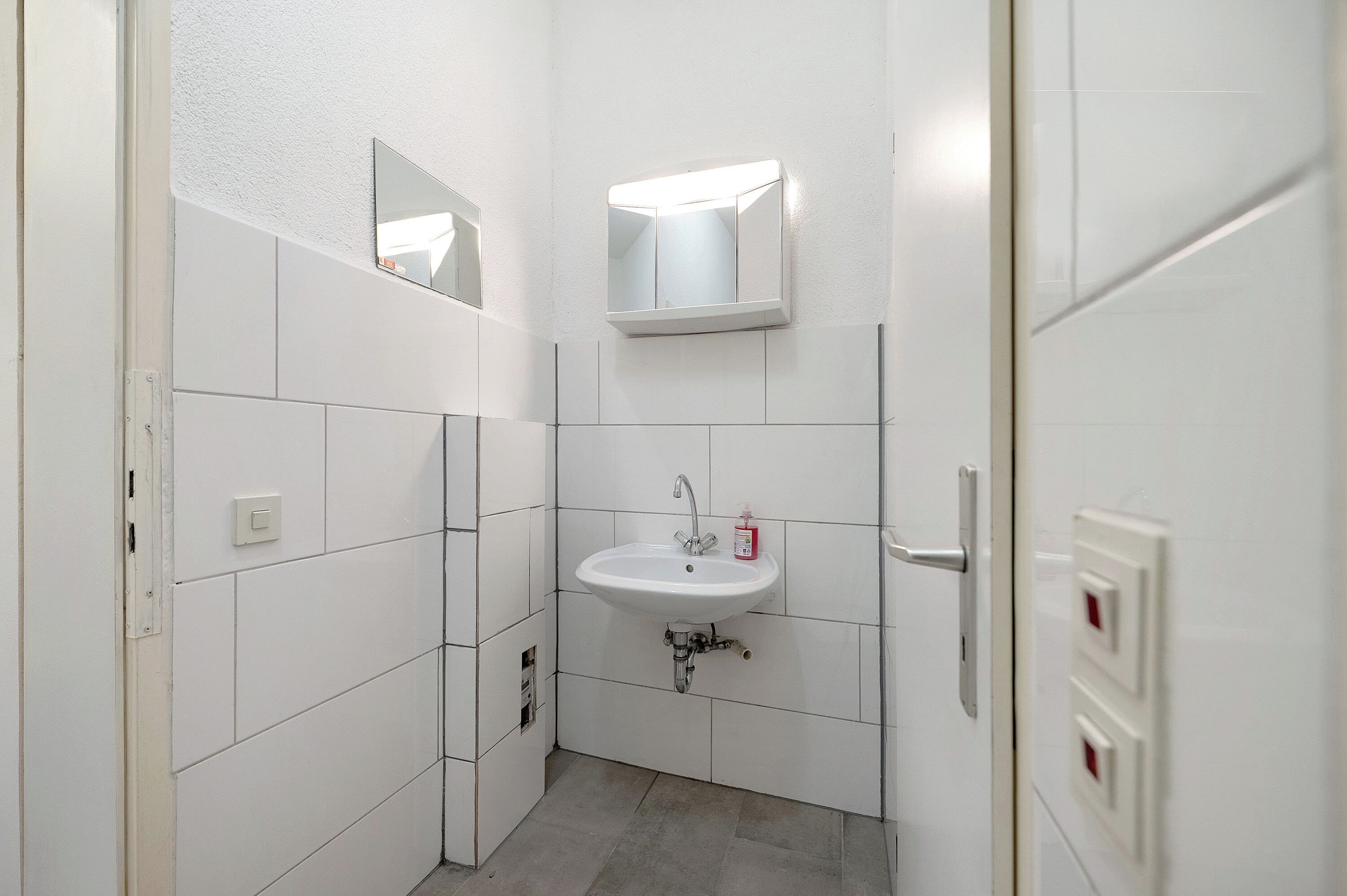 Bruser, gratis toiletartikler, hårtørrer, håndklæder