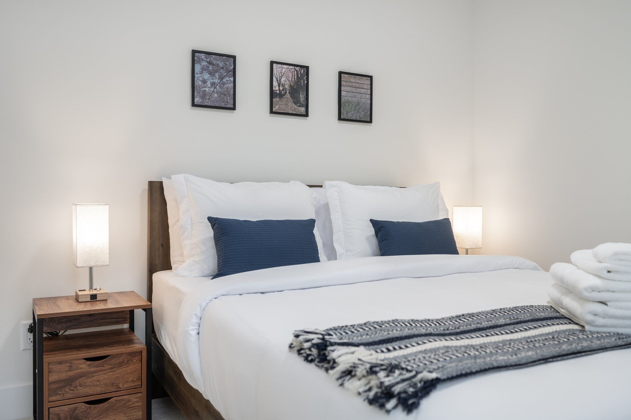 Modern 2B/1B Fremont Suite with Prime Walkability