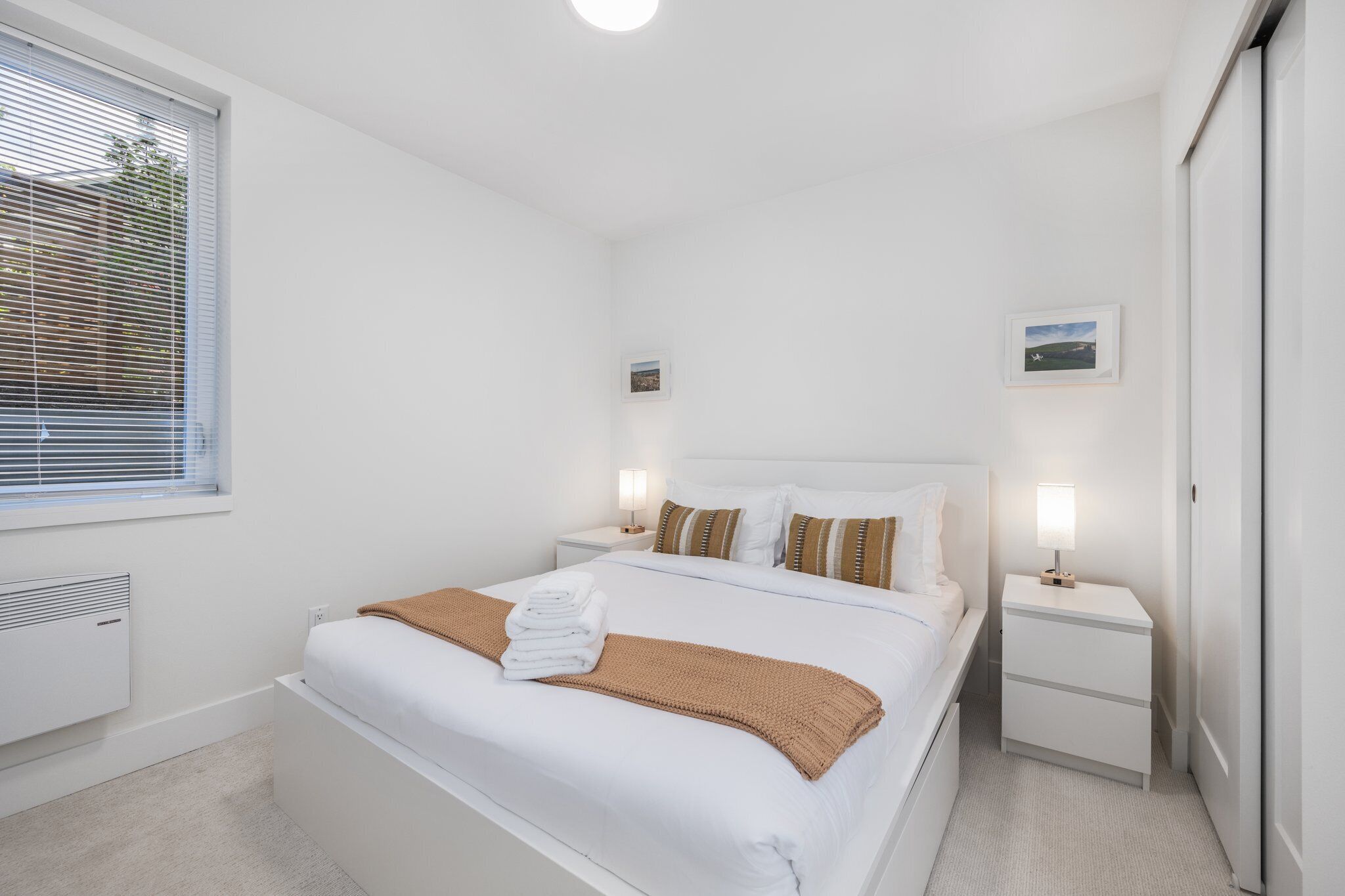 Modern 2B/1B Fremont Suite with Prime Walkability