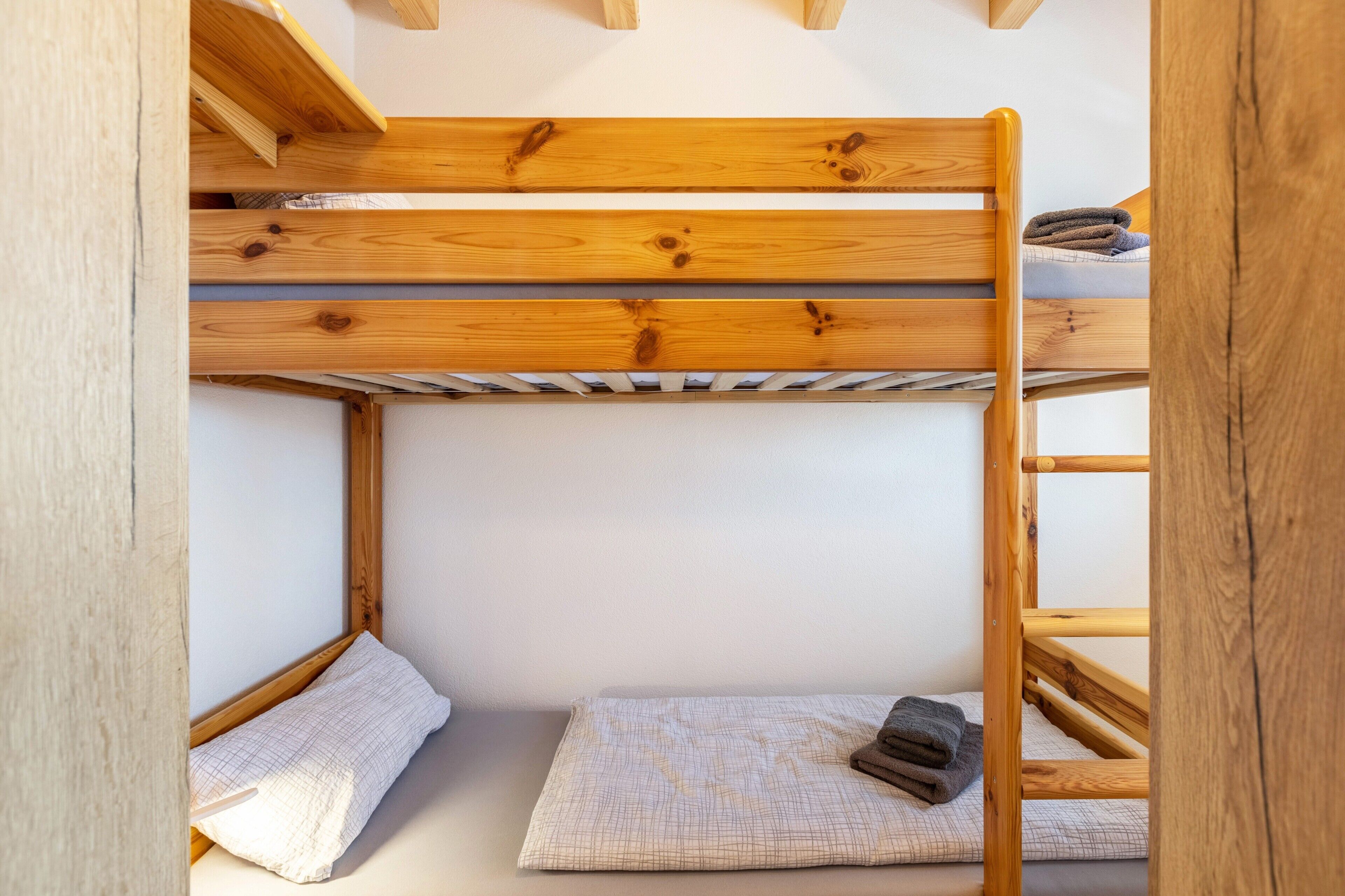 3 Schlafzimmer, Schreibtisch, Bügeleisen/Bügelbrett, kostenloses WLAN