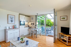 Kühlschrank, Ofen, Herdplatte, Geschirrspüler