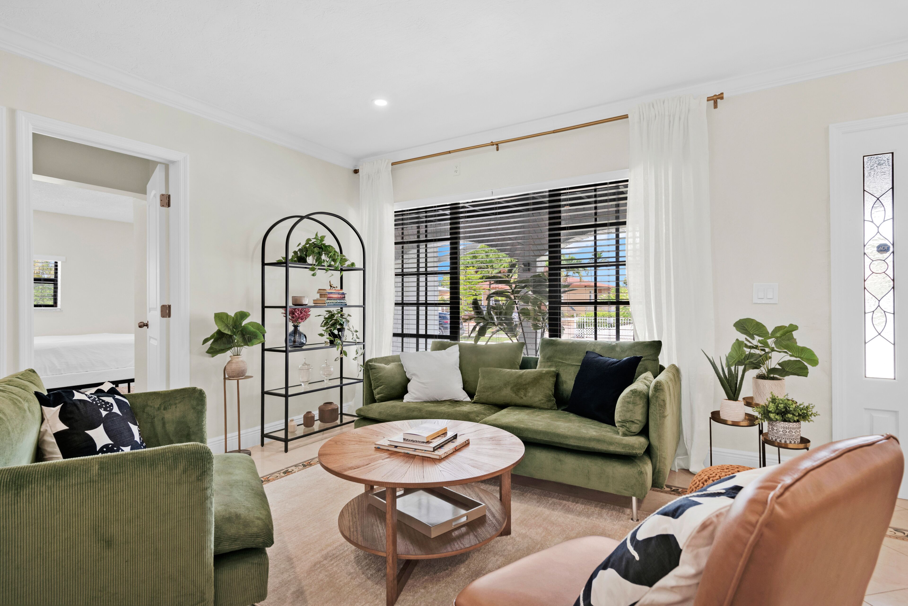 Gracious Gables 4 BR Home in Heart of MIA