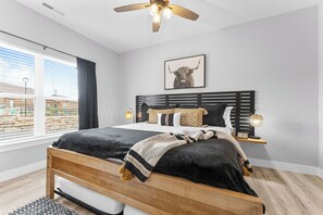 5 soverom, strykejern/-brett, reiseseng for barn og wi-fi (inkludert)