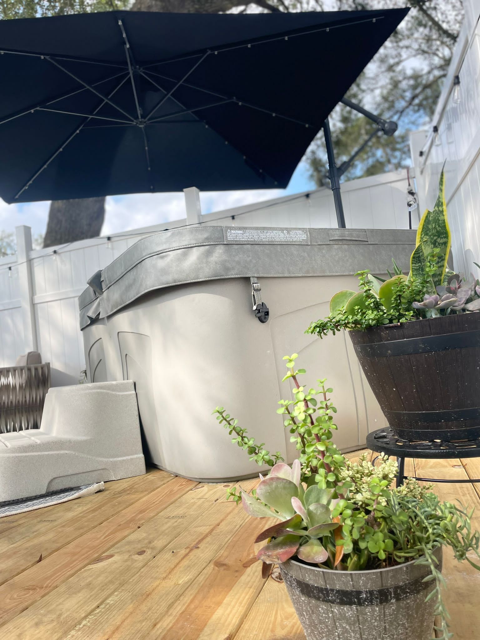 Beautifully Designed Guest House With Hot Tub in the Heart of the City