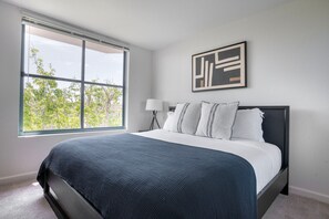 2 chambres, fer et planche Ă repasser, Wi-Fi, draps fournis