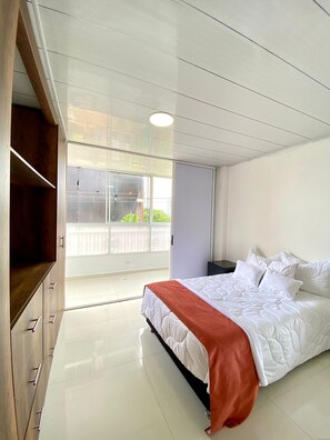 Deluxe Apartment, 3 Bedrooms, Mountain View
