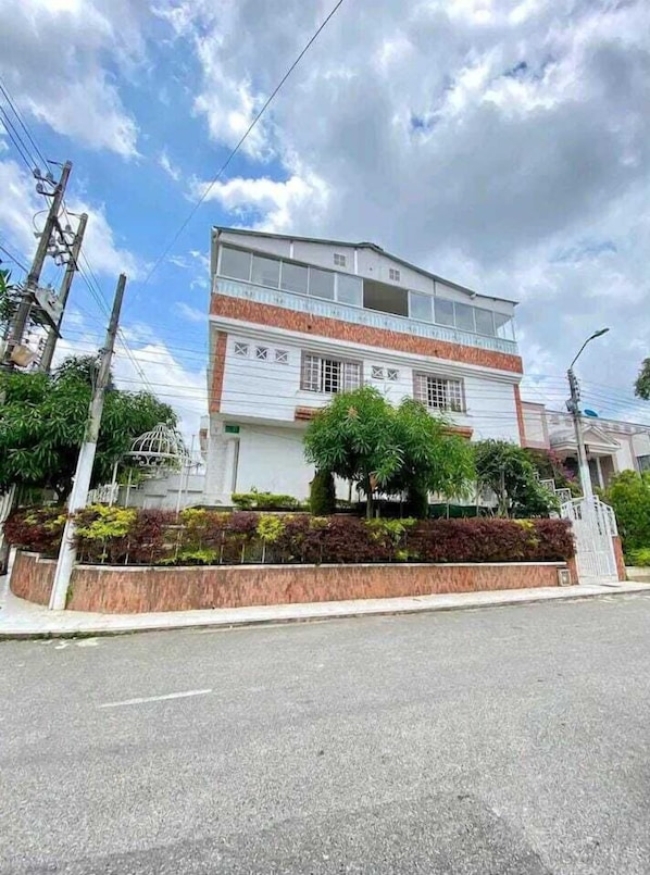 Exterior - Apartamento los cedros  (Bucaramanga)