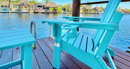 Cozy Waterfront Retreat w/ Private Boat Dock + Tiki