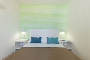 1 bedroom, iron/ironing board, WiFi - Cava Li Santi Residence - Appartamento con Terrazza Int 4 (Santa Caterina)