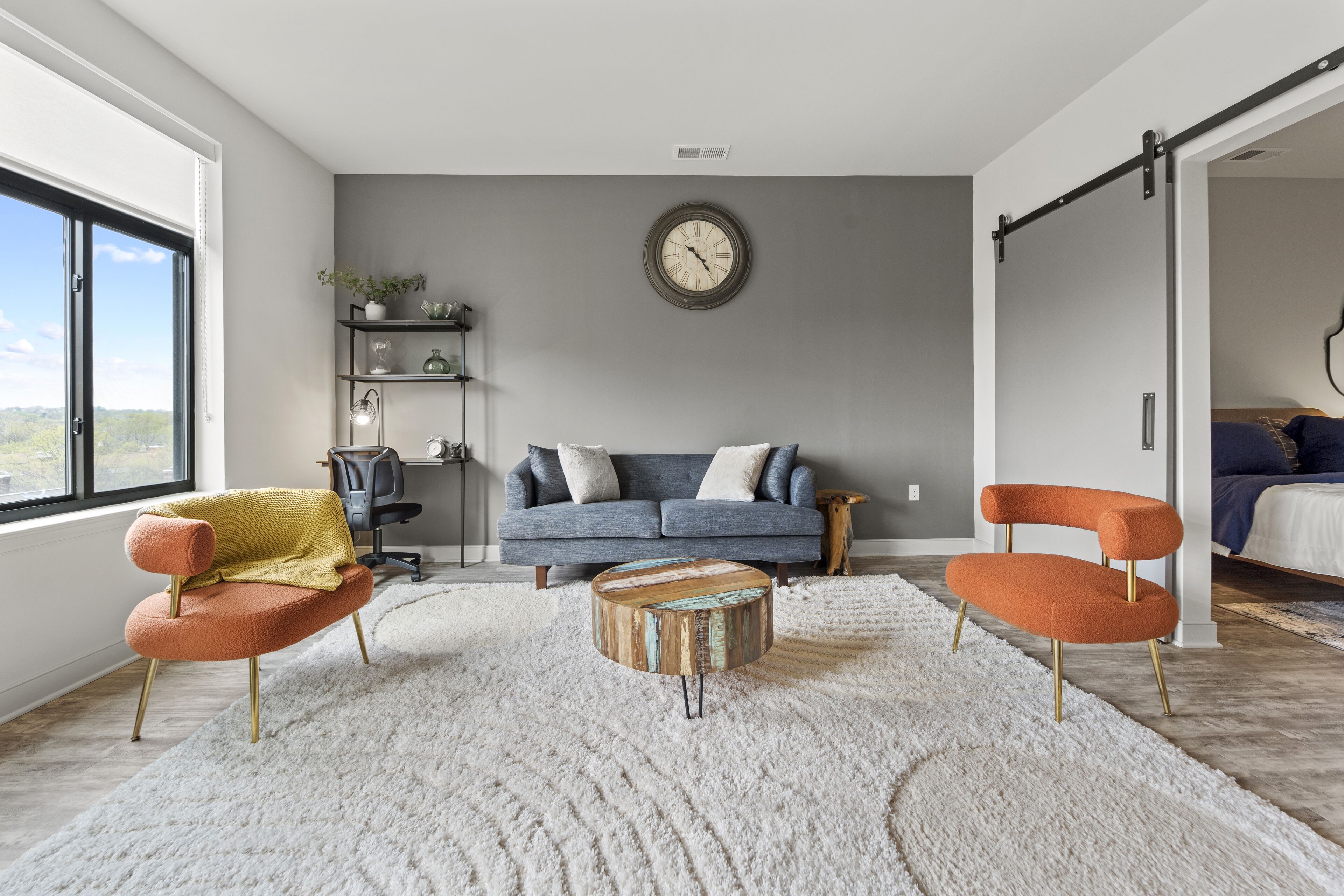 TRANQUIL 1 BDRM, DWNTWN ARLINGTON, FREE PARKING