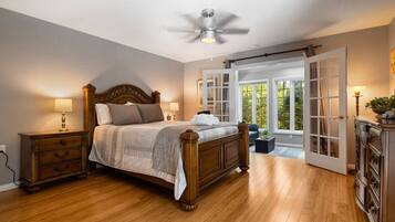 4 soveværelser, skrivebord, strygejern/strygebræt, weekendseng