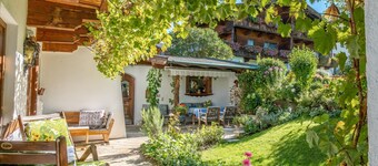 Holiday apartment directly by the ski slope