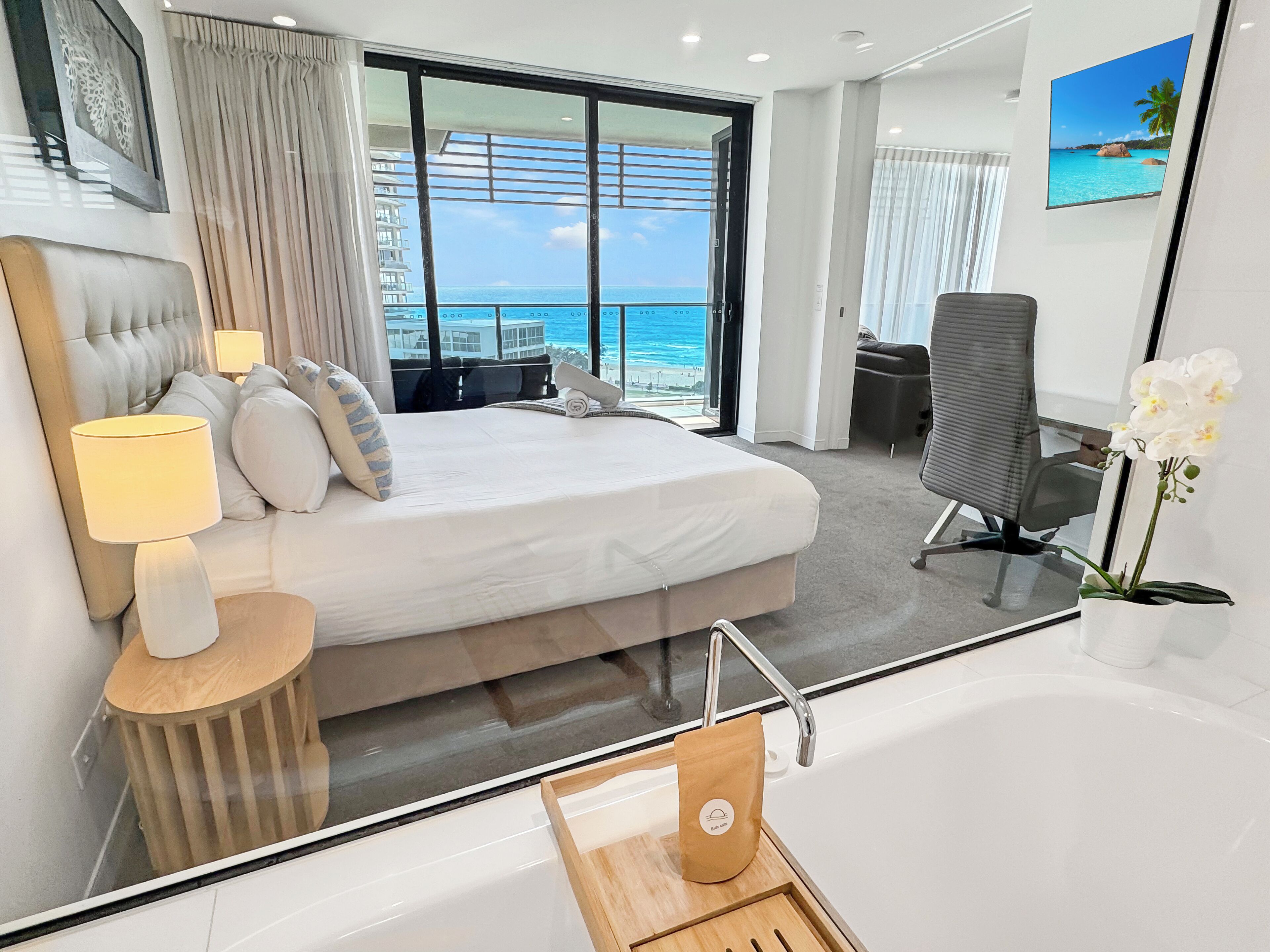 2 bedrooms, desk, iron/ironing board, travel crib