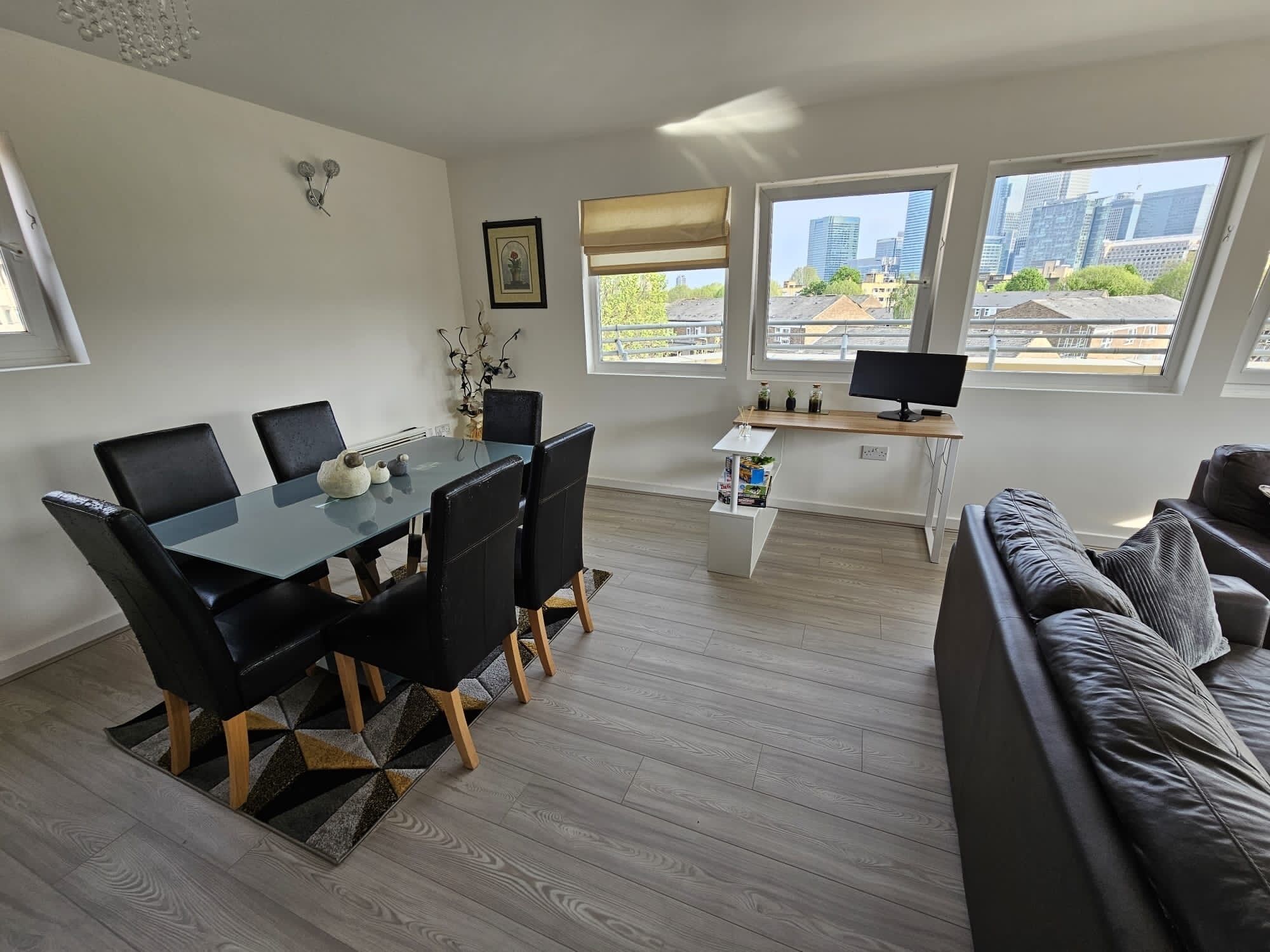 Luxury Penthouse in the Heart of Canary Wharf