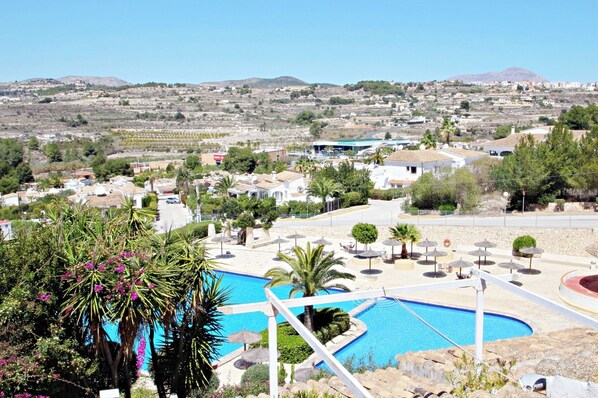 Pool - Palomita - cosy bungalow with stunning views in Moraira (Moraira)