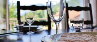 Verblijf in een idyllische omgeving met uitzicht op de bergen in Gerde