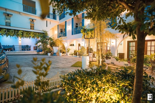 Bernese Resort Hotel powered by Cocotel