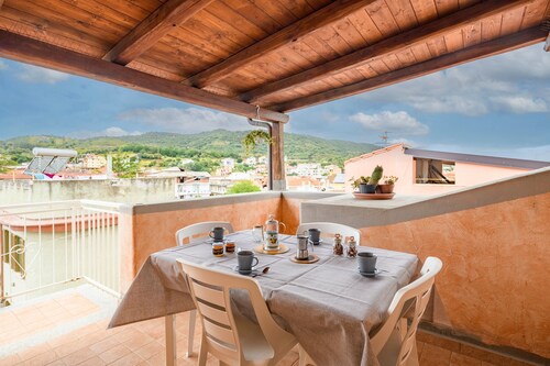 Apartment "Elicriso" close to City Centre with Private Terrace