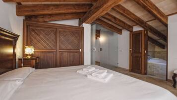 4 slaapkamers, een strijkplank/strijkijzer, gratis wifi, beddengoed