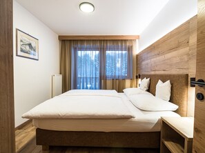 3 Schlafzimmer, kostenloses WLAN, Bettwäsche