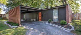 Retro Vibes | Mid-Century Gem in Springfield