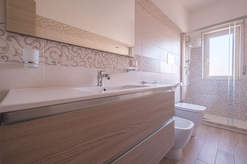 Holiday Apartment "Damilhouse 4" with Balcony & Wi-Fi