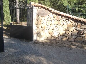 Property grounds - Villa 'La Lezardière Gorges Du Verdon' with Private Pool, Wi-Fi and Air Conditioning (Régusse)