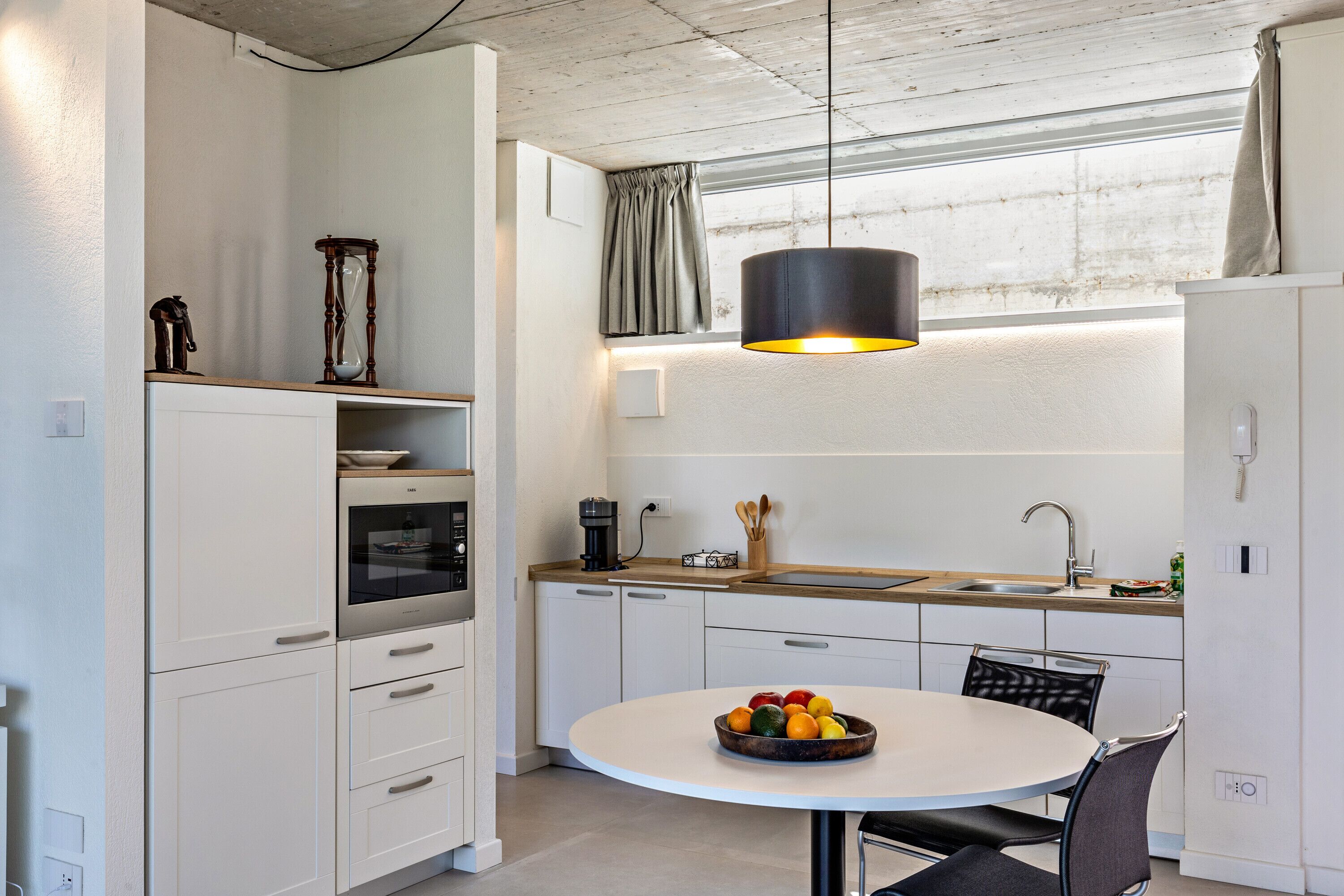 Studio Apartment 'Guendalina Suite 2' with Shared Terrace, Wi-Fi and Air Conditioning