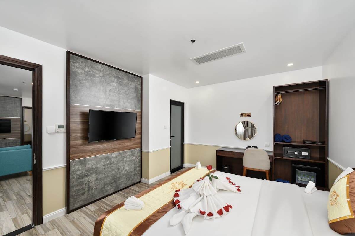 Suite familiar | 1 dormitorio, sistema de insonorización, wifi gratis