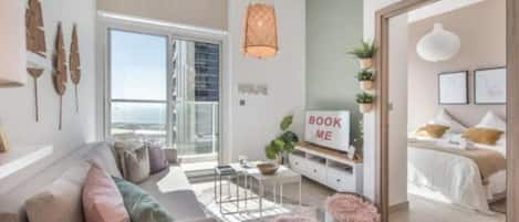 Comfort Apartment | 1 bedroom, hypo-allergenic bedding, desk, laptop workspace