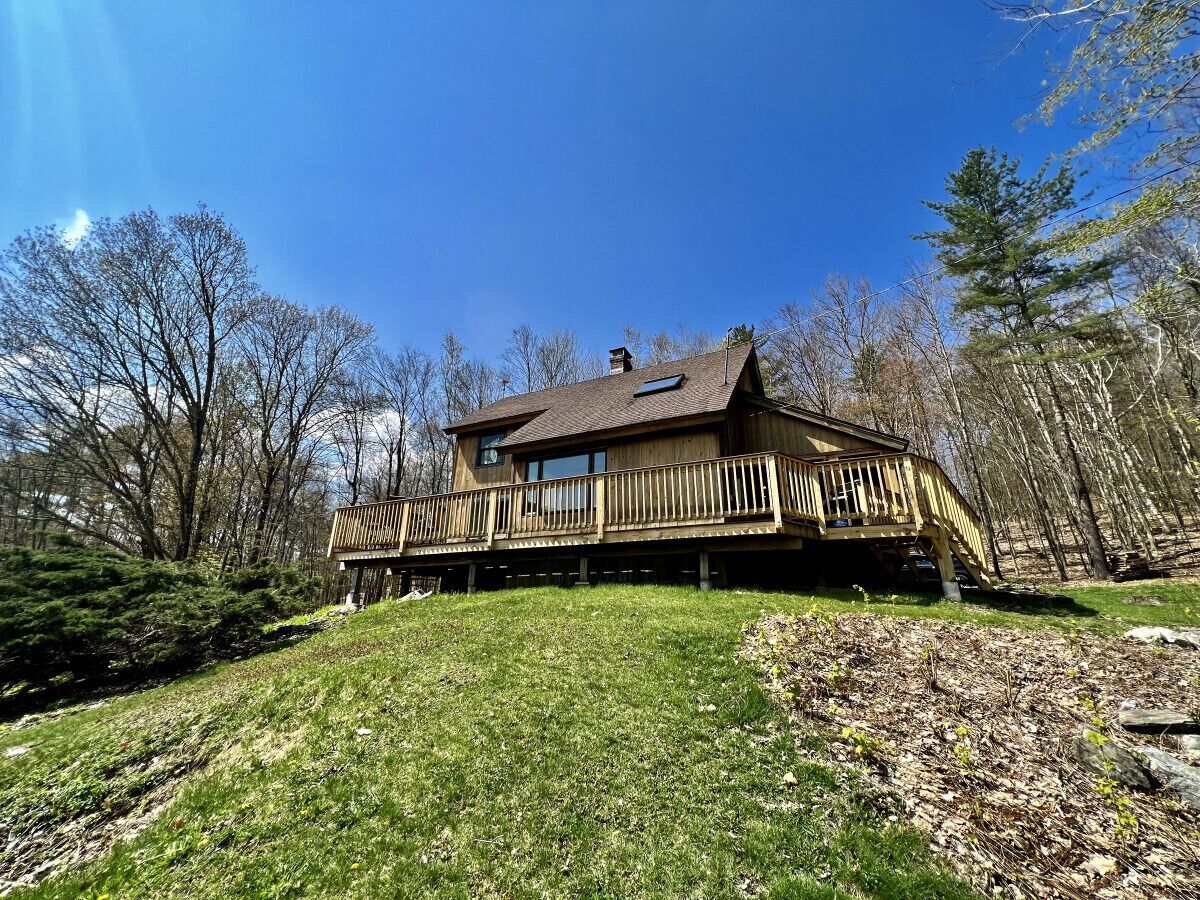 Stunning views minutes from Battenkill!